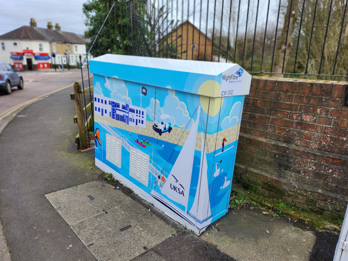 The latest of our art installations on street cabinets has been wrapped. This was designed in house by @uksa as part of our continued sponsorship to promote the Test the Water Programme. Its a great talking point and promotion for the programme. What do you think? #BecauseWeCare