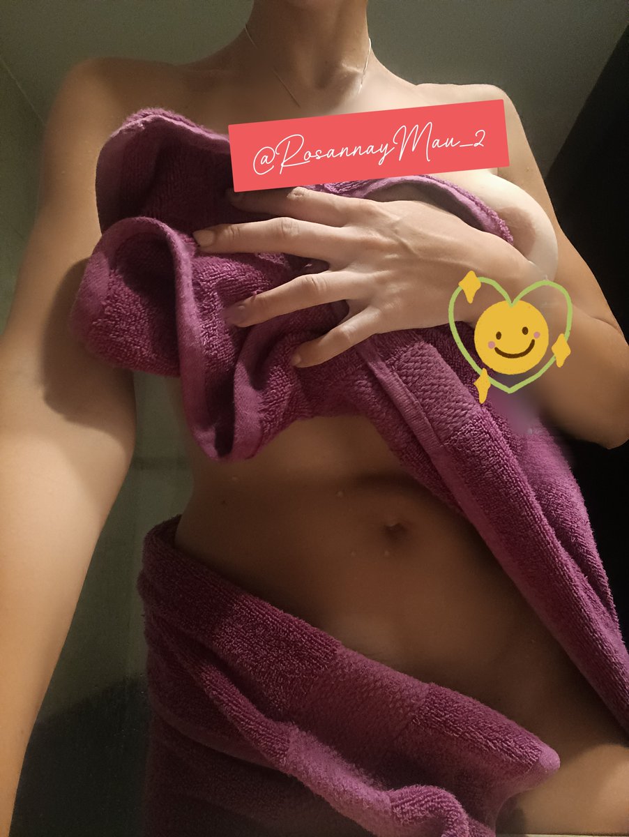 ¿Quién me ayuda a secarme? 💦

Lista la duchita, nos vamos para la calle 😉😌😋

Feliz martes #hotwife #cuckoldcouple
