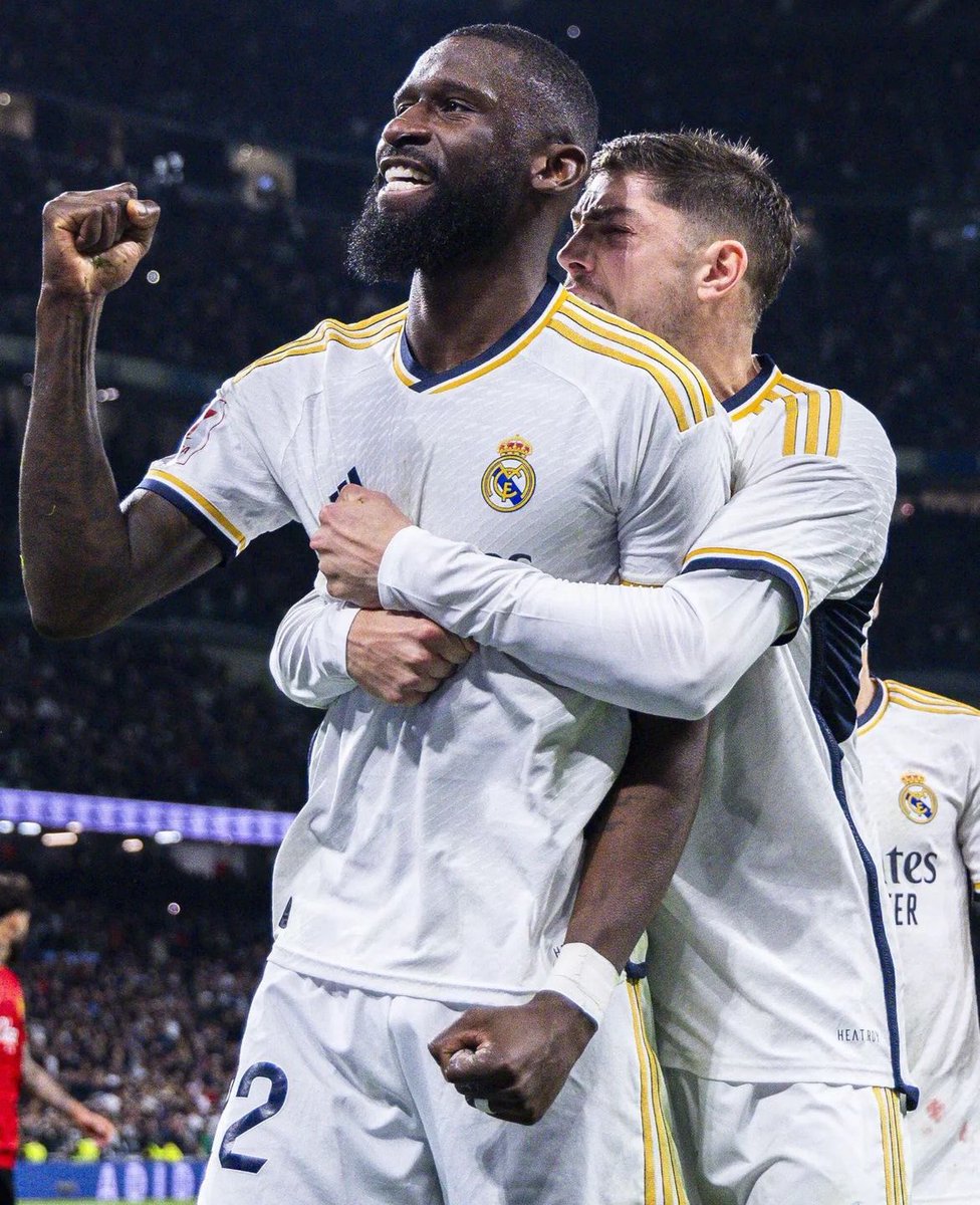 EditionMerengue's tweet photo. JOUR

DE 

MAAAAAAAATCH

VAMOS MI MADRID ⚔️🤍 https://t.co/NlbDe2ahKt