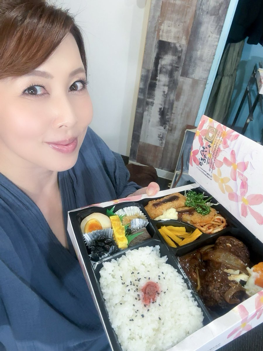 JUC-342 Phiên bản phụ Fierce Người phụ nữ trưởng thành 