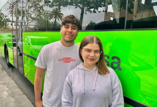 Dos estudiantes de ADE impulsan una propuesta para mejorar la movilidad: periodismo.ull.es/dos-estudiante… <a href="/ULL/">Universidad de La Laguna</a> #PeriodismoULL #AprendizajeServicio #ODS