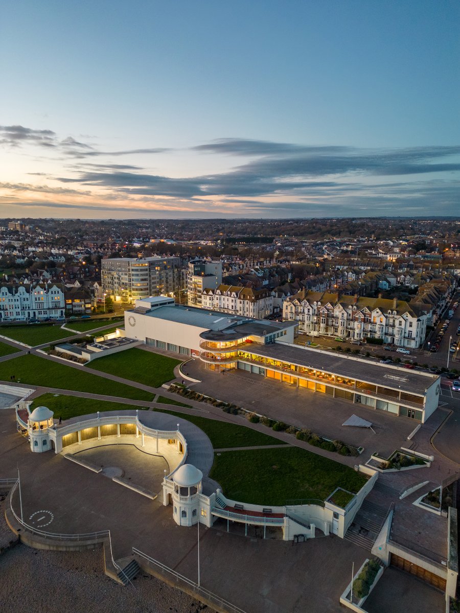 Exciting news - HT appointed to refurbish Grade I listed De La Warr Pavilion!  #HaworthTompkins #DeLaWarrPavilion #Heritage #Architecture #Design #Listed #DLWP #Levellingup  haworthtompkins.com/news/ht-appoin…