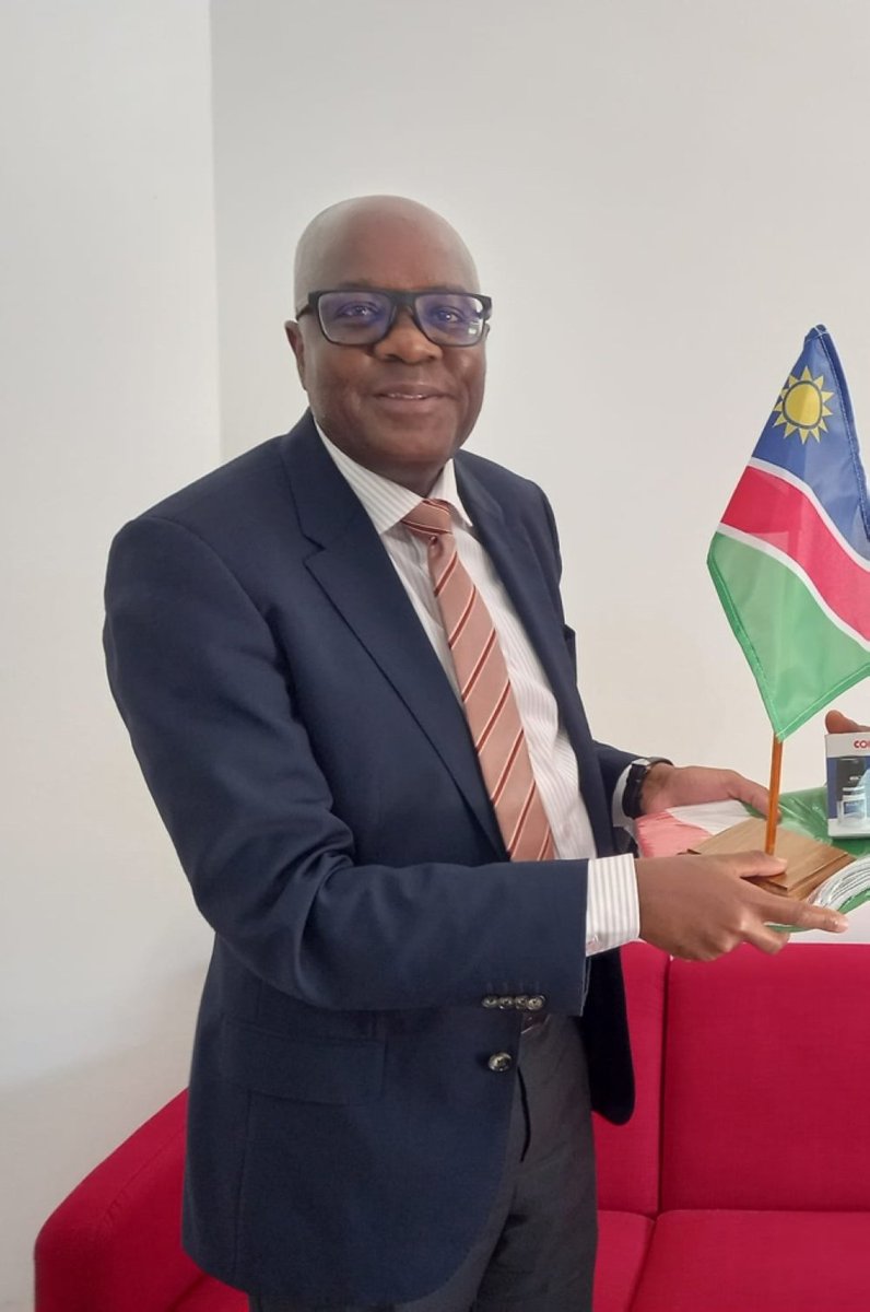 Namibia has recalled its ambassador to Senegal, Elvis Shiweda, amid allegations that he attempted to rape a Namibian staff member at the embassy – a claim he vehemently denies. namibiansun.com/local-news/amb…