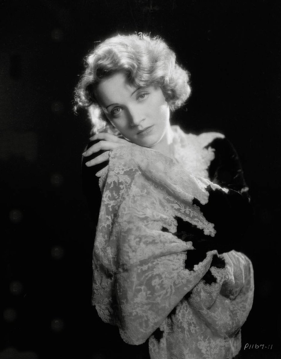 Marlene Dietrich by Eugene Robert Richee, 1931.