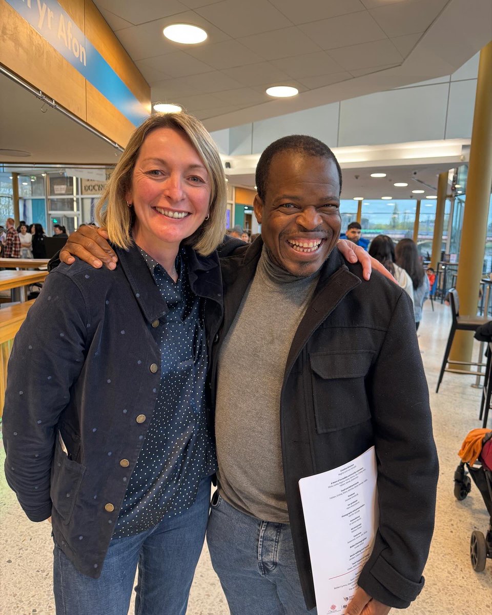 Really great to bump into Robert Muza at The Riverfront yesterday and to hear the brilliant news that his group has received funding from the People’s Postcode Lottery for projects in the city. 

🧵(1/2)