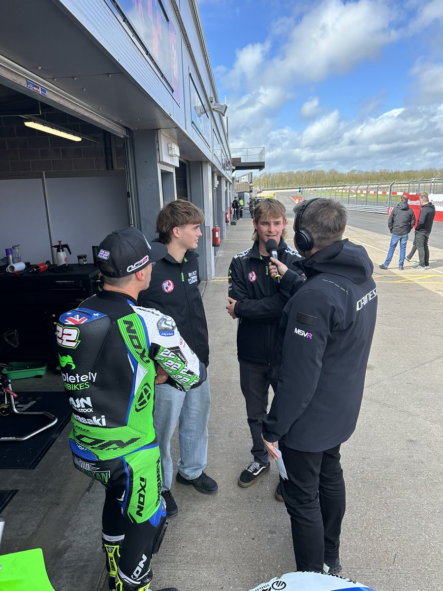Over the weekend, Henry and Brodie, two Australian Tracker Kawasaki British Superteen riders, had the chance to talk to @OfficialBSB Championship racer and fellow Aussie Jason O'Halloran about what it takes to ride in the UK. 🇦🇺 #Superteen #TrackerKawasakiBritishSuperteen
