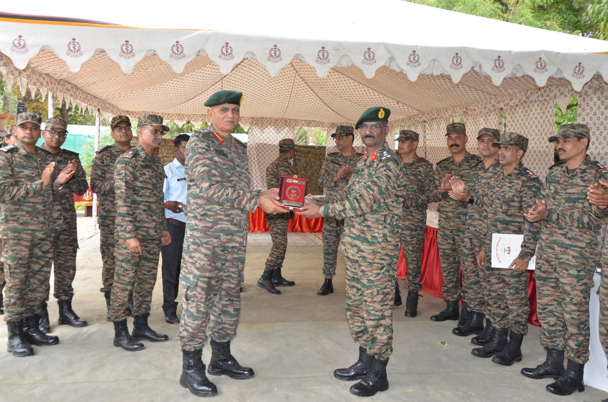 Lt Gen Daljit Singh #DGAFMS accompanied by Maj Gen Abhijit Anand Karmakar MG(Med) @suryacommand visited  #MilitaryHospital #Agra on 09 April 2024. He complimented the efforts of specialists, medical officers, nursing officers, paramedics and civilian def employees for their…