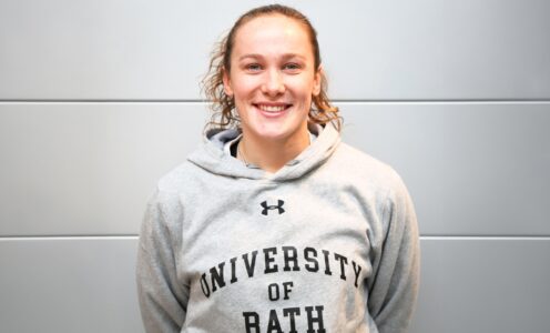 Congratulations to Jenny Hesketh, a @teambath sporting scholar, who made her senior international rugby debut this season for Wales in their Guinness Women's Six Nations (@Womens6Nations) opener against Scotland! 👏