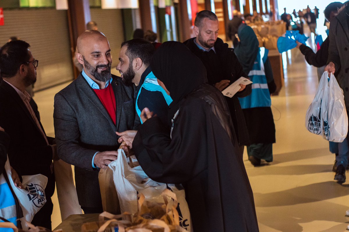 Thrilled to have witnessed the unity and warmth at the “Share Ramadan” event at Anfield, organized with <a href="/LFC/">Liverpool FC</a> <a href="/LFCFoundation/">LFC Foundation</a> <a href="/IslamicReliefUK/">Islamic Relief UK</a> This gathering wasn’t just about breaking the fast, it was a celebration of mutual respect and community spirit. #EidMubarak