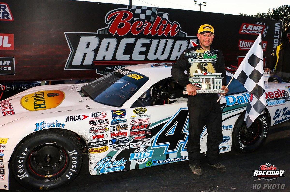 Brain Campbell - 3x @BerlinRaceway Track Champion Brian Campbell - 11x JEGS Tour winner (All-Time Leader) Brian Campbell - Favorite for the JEGS Tour opener on Saturday, April 27th at Berlin Raceway? Maybe. #CRARacing | CRA-Racing.com | 📸HD Photo