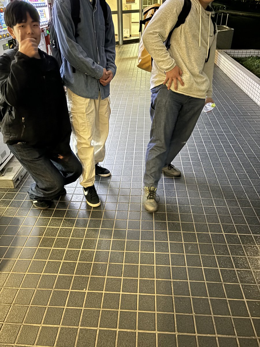 hiroshima_wpf's tweet photo. 今日は1年生2人が筋トレに来てくれました！来てくれ��ありがとう！

これからも体験会は沢山あるので、興味がある方はぜひぜひDM���願いします！ https://t.co/E3g7aqnOof