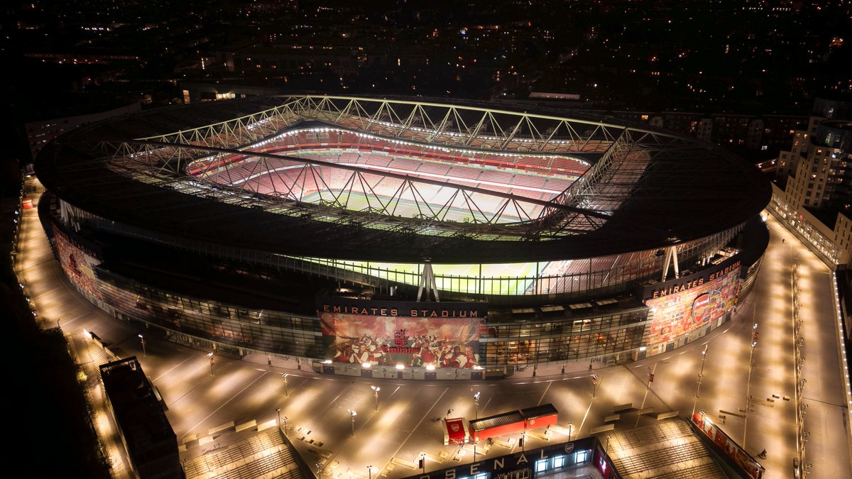 A big night under the lights awaits ✨