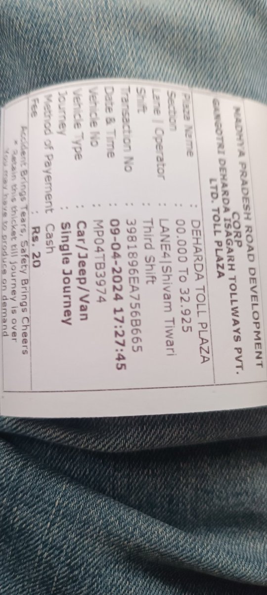 @nitin_gadkari @NHAI_Official 
@nandansingh 
They don't have any fasttag system in the toll plaza taking only cash even no fast tag reader and taking direct money as much they want. @_DigitalIndia