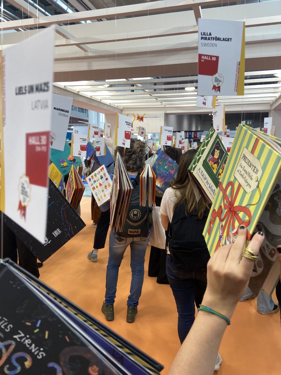 ✨We are on a roll at Bologna Book Fair!✨ We are so excited to be chatting about all things children's stories, as well as checking out the fantastic exhibitions of illustrators and award-winning books! P.S. can you spy a sneak peak of a very special book in one of our pics?👀