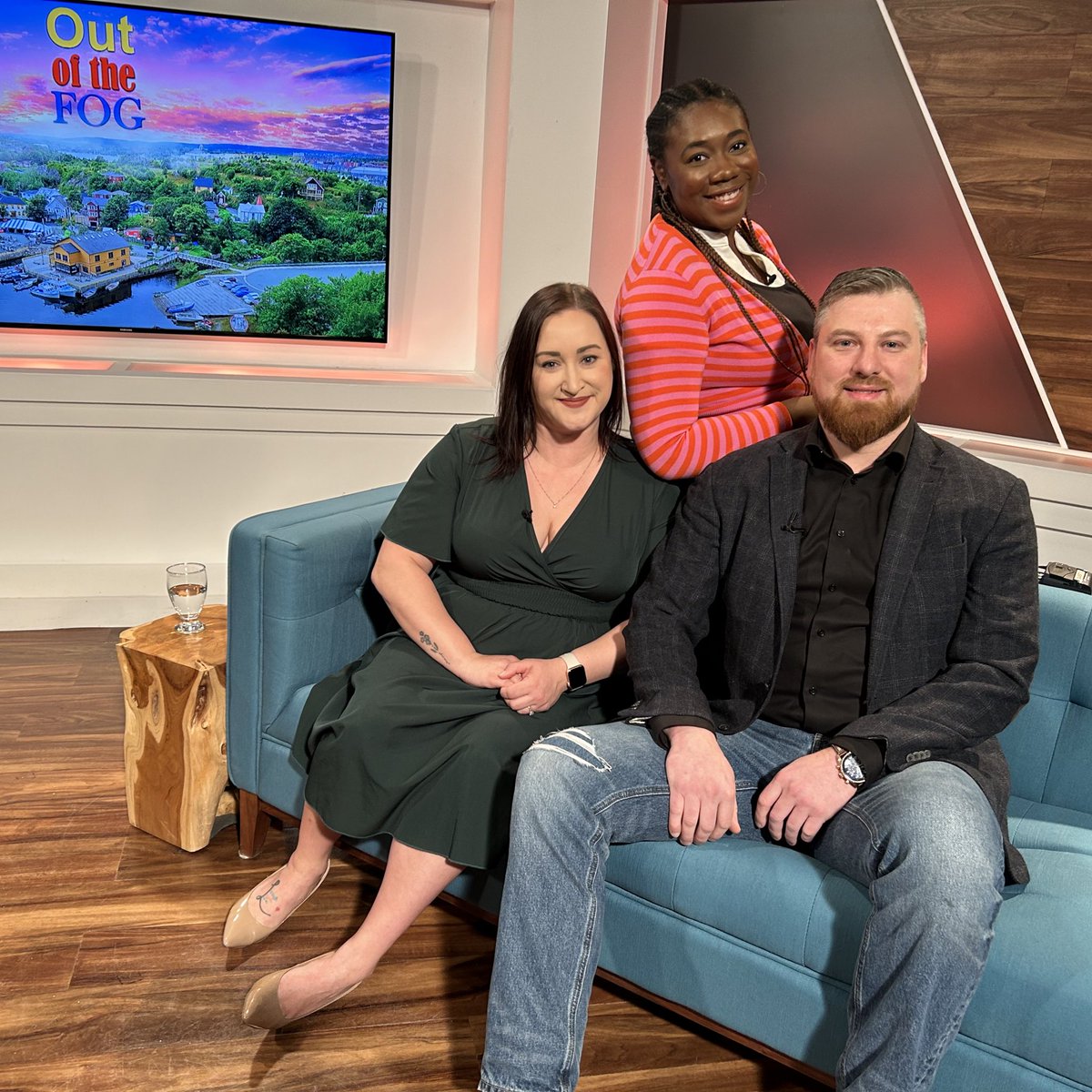 #Tonight on Out of the Fog, host Laurabel Mba welcomes Miss Achievement Newfoundland & Labrador 2022-23, Olivia Taylor and #Rogerstv #Volunteers Danielle Moulton and TJ Cook. Check it out tonight at 7:30pm!