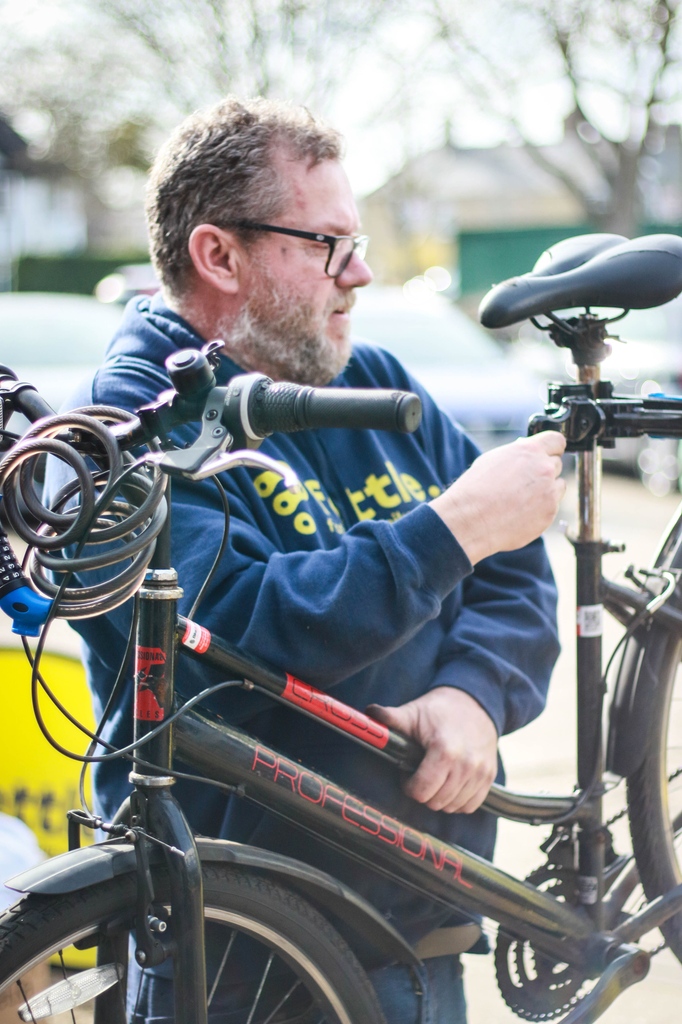 The wait is over! 🥳🚲 We've officially opened our doors in LEYTON and COLINDALE, London! Whether you're cruising through Leyton or pedaling around Colindale, our skilled mechanics are here to get you back on the road in no time 🛠️ #BikeRepair #Cycling