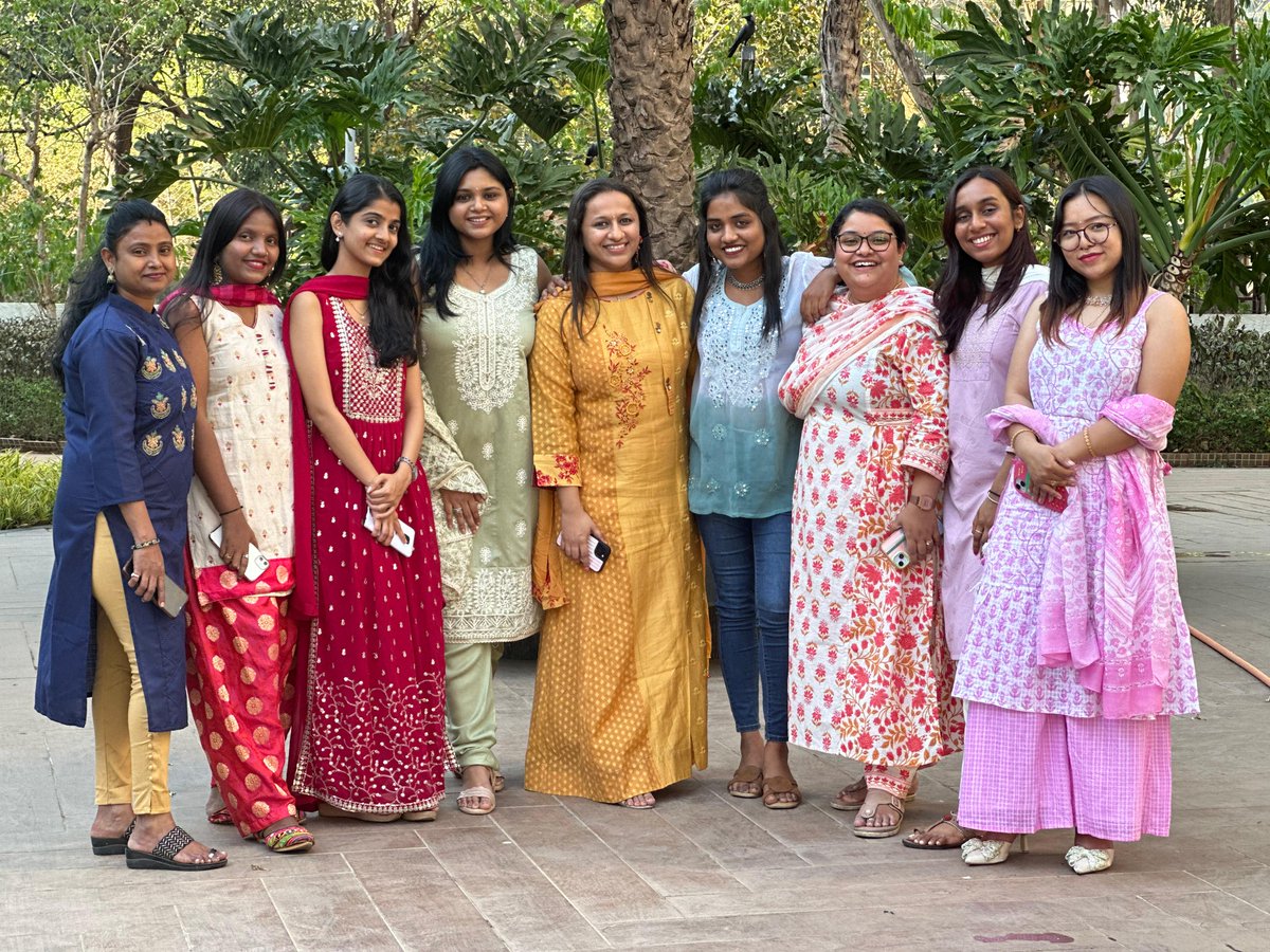 Beeingsocial's tweet photo. Gudi Padva celebrations at our Mumbai Office! Embracing new beginnings with a vibrant spirit and positivity! ✨
We wish you all a very Happy Gudi Padva! 🌟

#BeeingSocial #GudiPadwa #GudiPadwaCelebration #HappyGudiPadwa #DigitalMarketingAgency #NewBeginnings #Celebration #Joy https://t.co/f3JcOghVxt