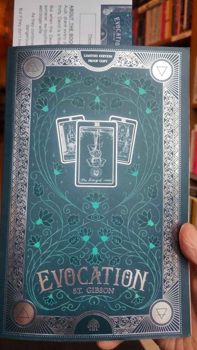 #LunchtimeReading - advance copy of @s_t_gibson 's Evocation (coming May from @angryrobotbooks ). 

Loved Dowry of Blood (exploring Dracula mythos from the POV of the Brides), looking forward to this. Colleague coveting my copy already...

#books #livres #AmReading