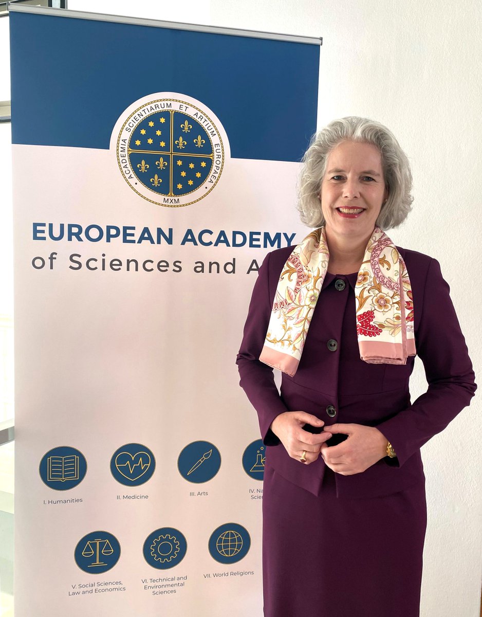 Die Rektorin der #UniLeipzig, Prof. Dr. Eva Inés Obergfell, ist am Samstag (6.4.2024) bei einem Festakt in Salzburg offiziell in die Europäische Akademie der Wissenschaften und Künste (EASA) aufgenommen worden. uni-leipzig.de/newsdetail/art…