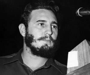 El pueblo tiene que estar muy alerta de que el plan del enemigo es crearnos dificultades económicas para fomentar el descontento, y para reclutar partidarios en las filas de la contrarrevolución. #LatirAvileño #CDRCuba #Cuba <a href="/JHGcasanova/">julio Heriberto Gómez Casanova</a> <a href="/DurruthyJulia/">Julia Iliana Durruthy Molina</a> <a href="/yamila_padron/">Yamila Cruz Padrón</a> <a href="/ivanc73/">Ivanc73</a>