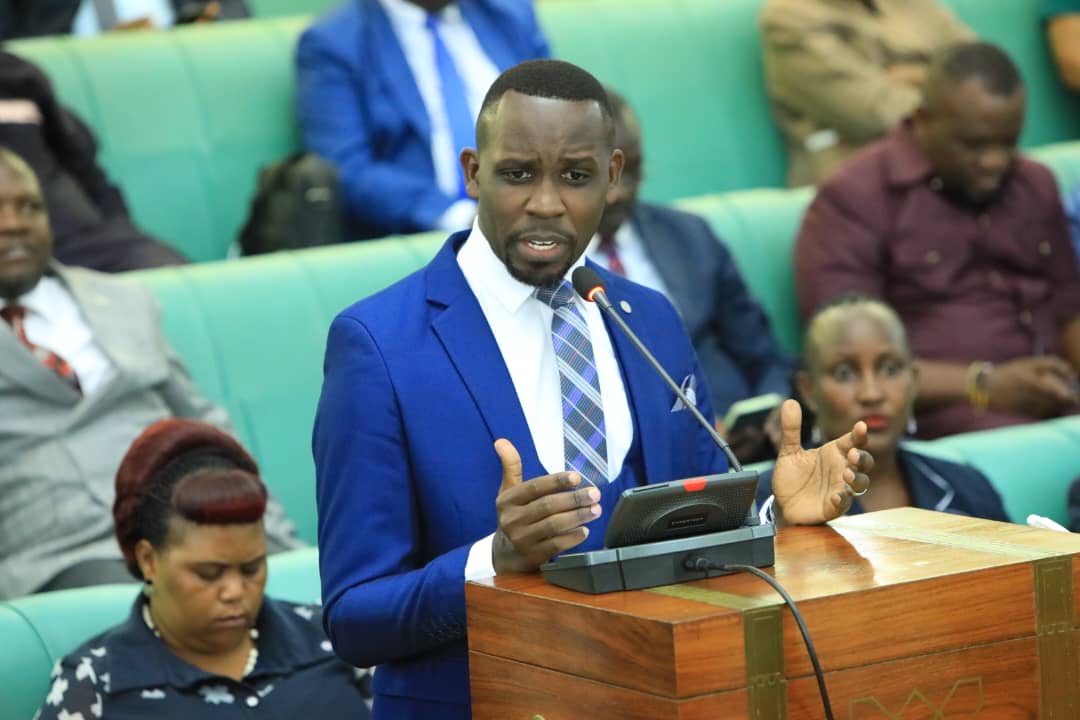 'One of the cardinal principles in taxation is that you have got to make it easy and clear for people to pay taxes. Once it’s not clear they are going to evade paying.' LOP @JoelSsenyonyi raising concerns of Traders who earlier today petitioned his Office over EFRIS.