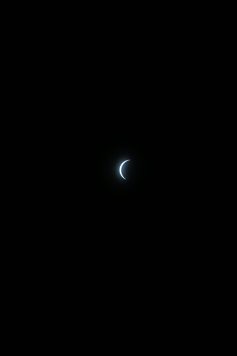 I took this photo from our Boston Common at 3:28 p.m. this afternoon as the eclipse reached 92%, the max for Boston! #Boston #Massachusetts #Eclipse #Eclipse2024 #EclipseSolar2024 #EclipseSolar #EclipseAcrossAmerica #EclipseDay #Cosmos #sun #moon