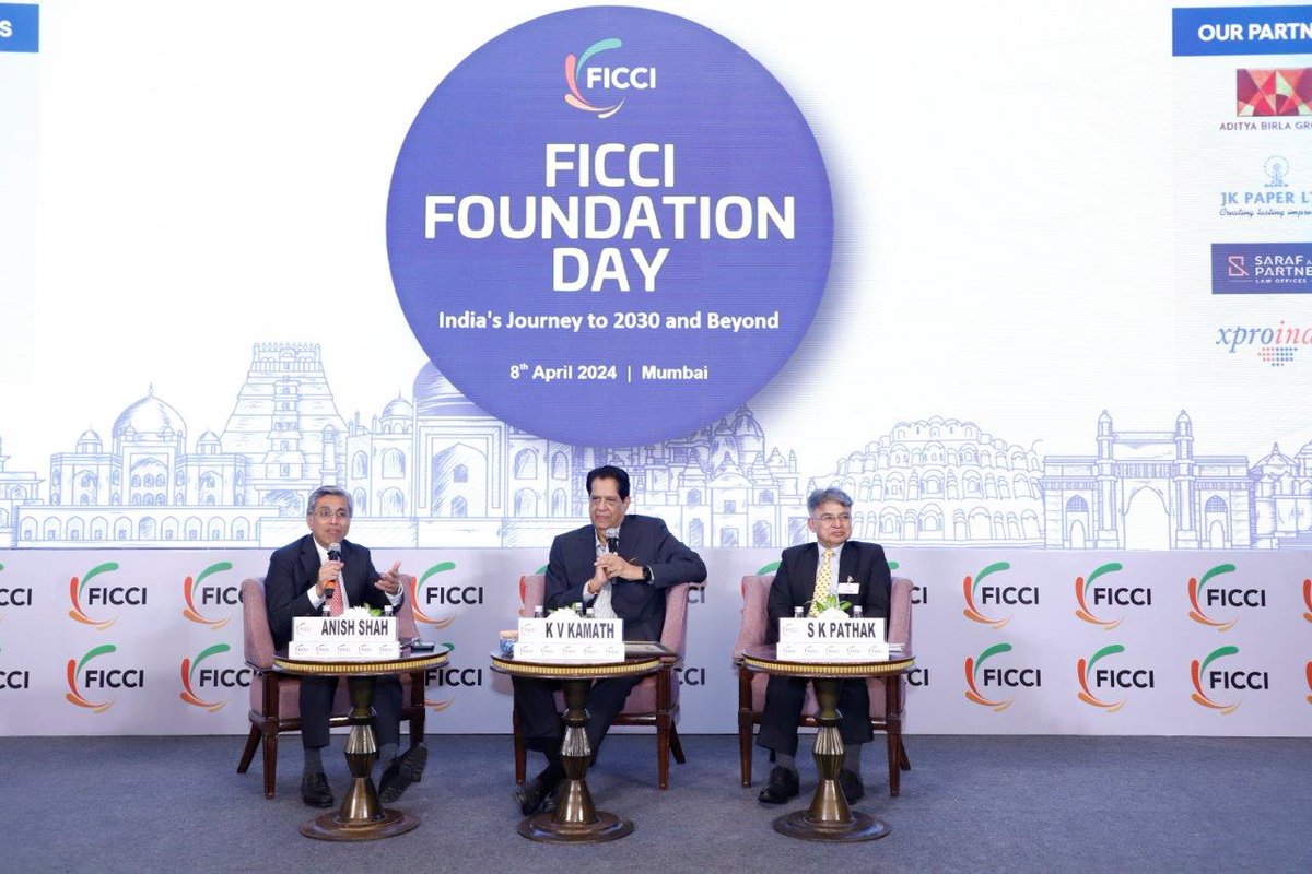 An enlightening fireside chat with KV Kamath at #FICCIFoundationDay underscored a vital truth: both the young and old will fuel India's demographic dividend through skill development. We also discussed the significance of bolstering @ficci_india's four key pillars for the…