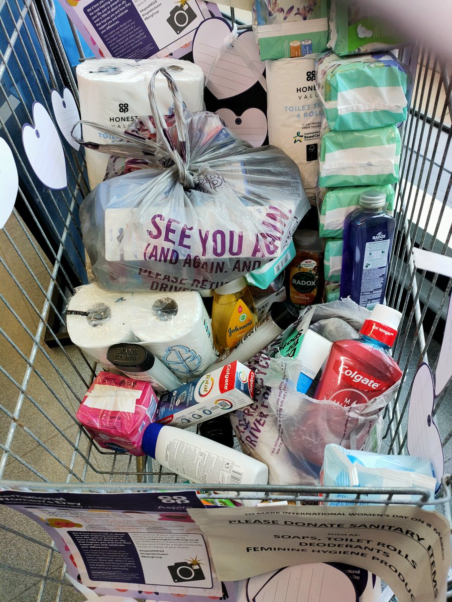mc_k61's tweet image. Many thanks to the customers at @coopuk store in Fylde Rd, #Marshside in Southport who have continued to donate sanitary items and toiletries for local users of food banks run by @CompassionActs2 @EgletonKaren