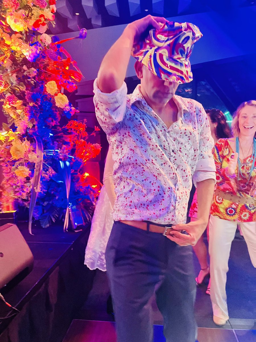 Flower Power! 🌺 
<a href="/Atul_Monash/">Atul Malhotra</a> <a href="/mypsanz/">PSANZ</a> 
#PSANZ2024