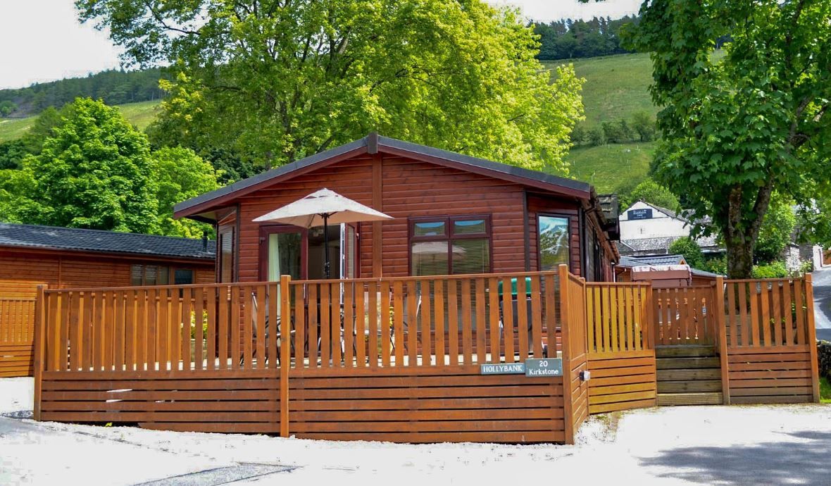 🌲 Lime Fitt Lodge Holidays offers superb self-catering accommodation within the stunning Lake District.

🏡 Self Catering 
aroundaboutbritain.co.uk/Cumbria/7837 

#LakeDistrict #Troutbeck #Windermere #Lodges #Holiday #Family #Pets #Explore #Walking #Troutbeck #Windermere @LimefittLodges