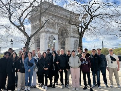 Wee made it to #Paris #France #WeeOiu Special thanks to the @WeeEdFoundation for their support! @C_Lista_WHS @jenbolcar @EricCrespoEDU @bcalligy #Weehawken @weehawkennj @RobFerullo4