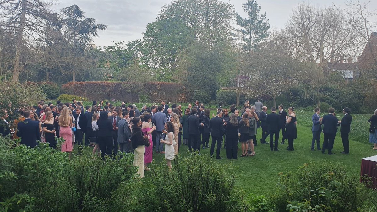 As part of our graduation celebrations last weekend, our new Masters of Arts were entertained to pre-dinner drinks in the master's garden. More on our website sel.cam.ac.uk