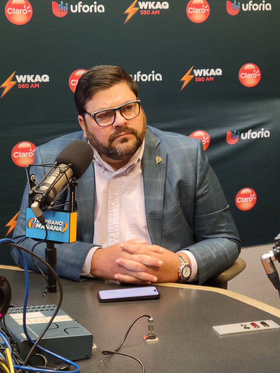 WKAQ580's tweet photo. El Secretario de Salud,
Carlos Mellado dijo que en Puerto Rico nadie se queda sin servicio de salud. https://t.co/nJm3yGoxml