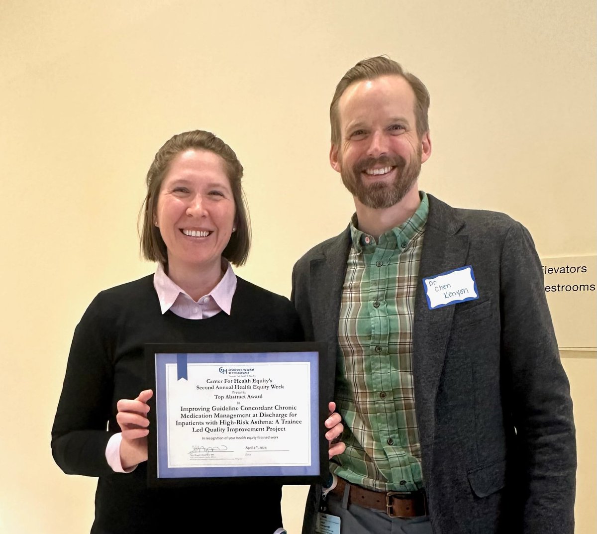 Big congratulations to our senior fellow @kapumphrey1 who was awarded Top Abstract at the @ChildrensPhila Health Equity Week for her #QI work improving medication management for children with high-risk asthma at discharge 🫁 @CHIPS_Upenn1 @Penn_MSHP @PHMFellowships