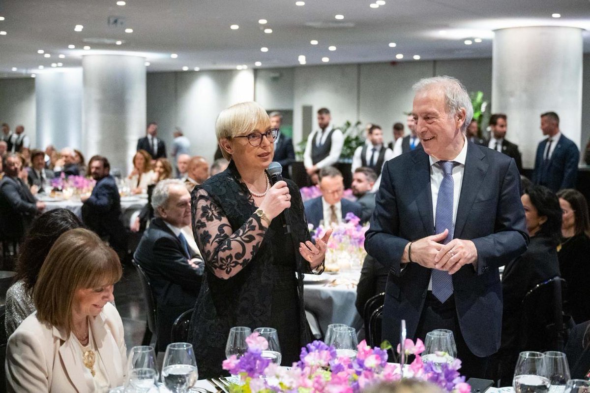 🇸🇮 President @nmusar had an insightful tour at the @acropolismuseum by the Director Mr Nikos Stampolidis yesterday. Impressed by the rich Ancient Greek heritage. Thank you for a warm welcome & hospitality. 🙏