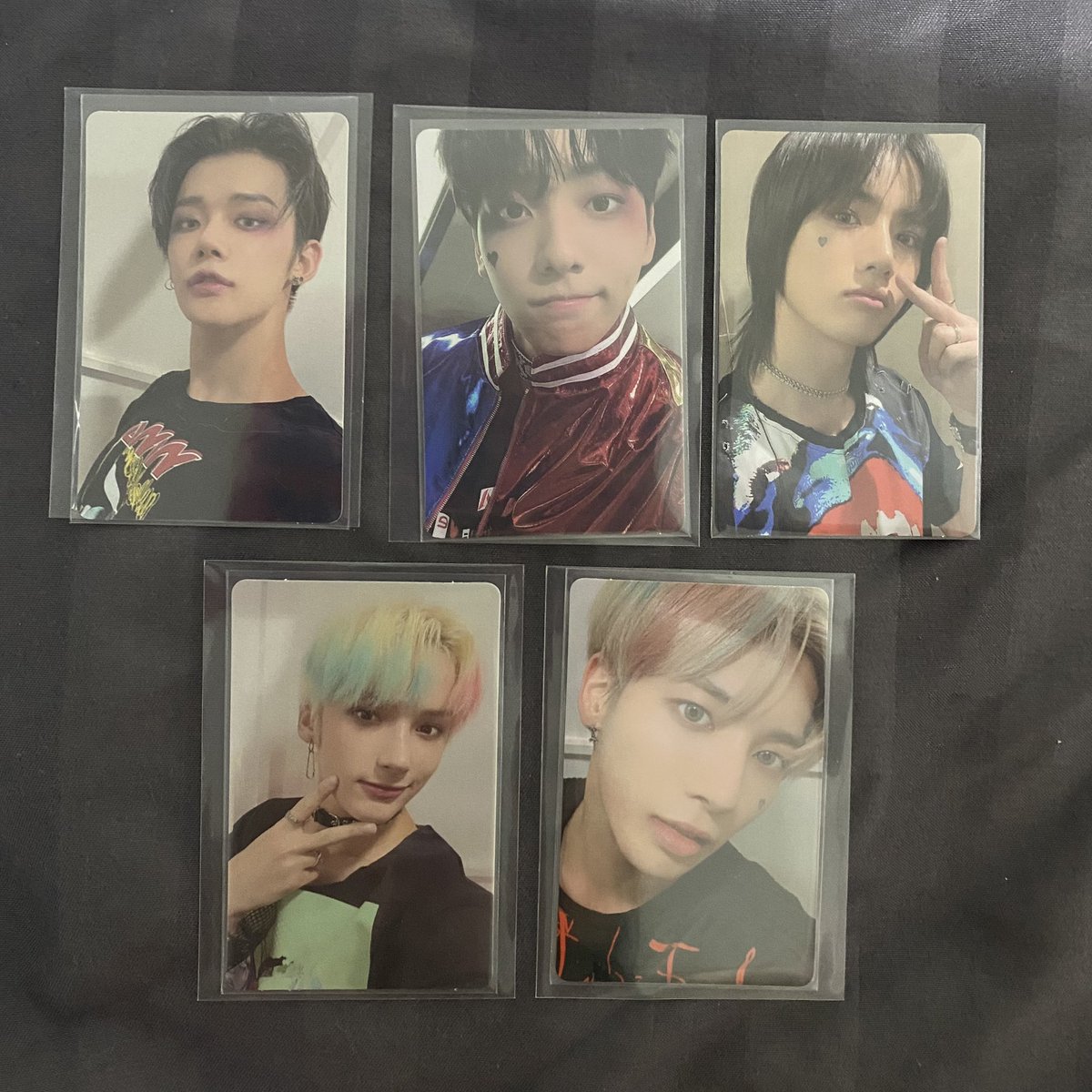 #hyune_onhand WTS LFB PH 🇵🇭

OT5 FOE WEVERSE VER
ㅡ 1250 set

♡ onhand
♡ payo

🚚 sdd, ggx, jnt
💵 gcash, maya, bdo

Help RT please <a href="/TXT_MARKET_PH/">TXT Marketplace PH</a> <a href="/TXTBNS/">˗ˏˋ TXT MERCH RT BOT ˎˊ˗ | offline</a>