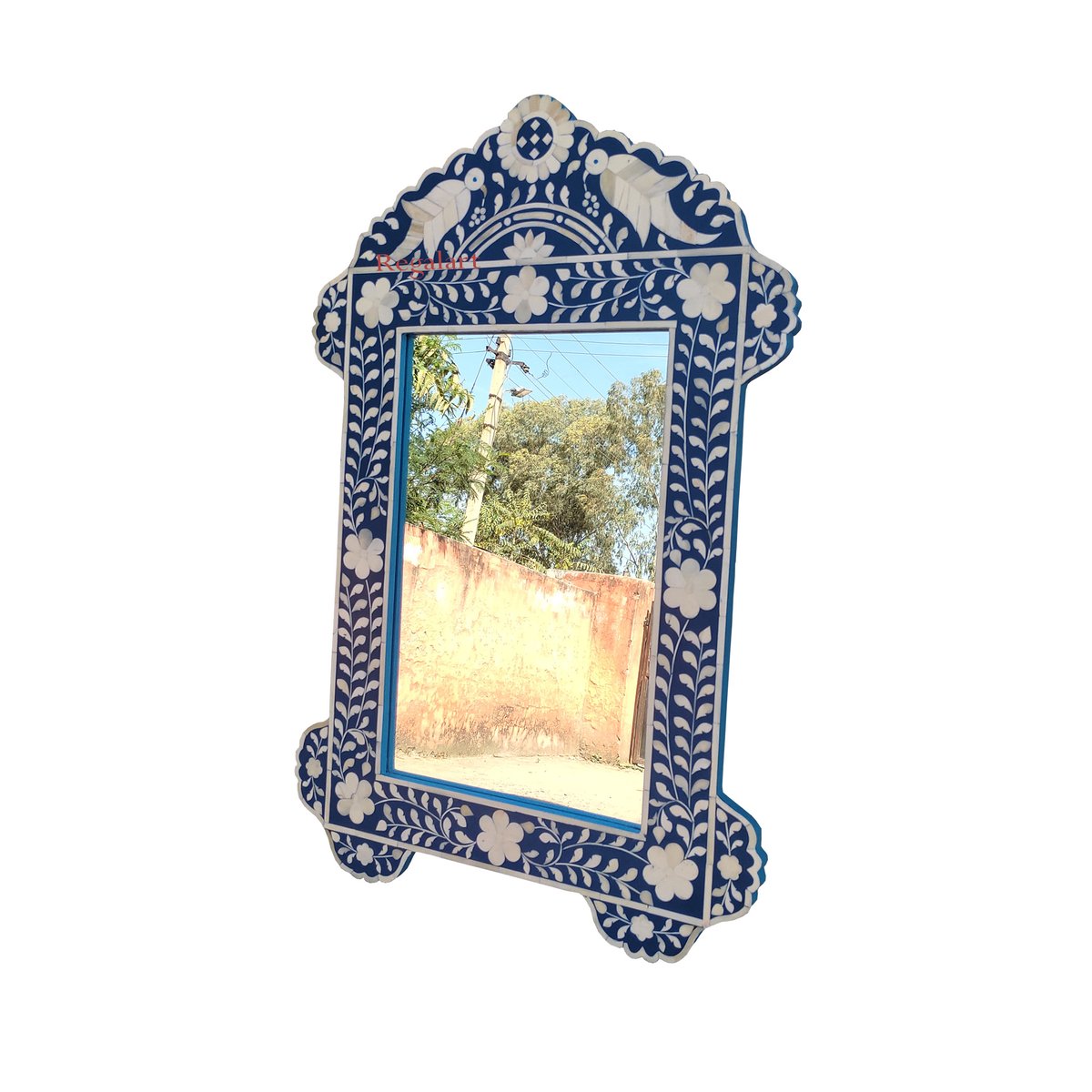 Handmade bone inlay mirror frame for bathroom and wall mirrors
 #BoneMirror #mirrorframe #HomeDecor #InteriorDesign #Handcrafted #Artisanal #UniqueDecor #BohemianDecor
#EclecticHome #VintageVibes
#Craftsmanship #NaturalMaterials

etsy.com/listing/169756…