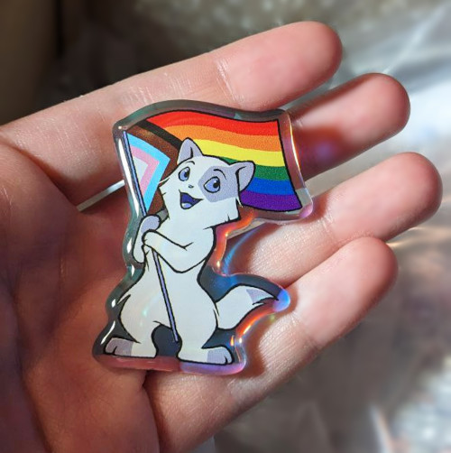 Still so happy about how my pride pins came out. I'm wearing mine every time I go out. :>
You can get one of these beauties here: ko-fi.com/s/9194908864
#KofiChallenge