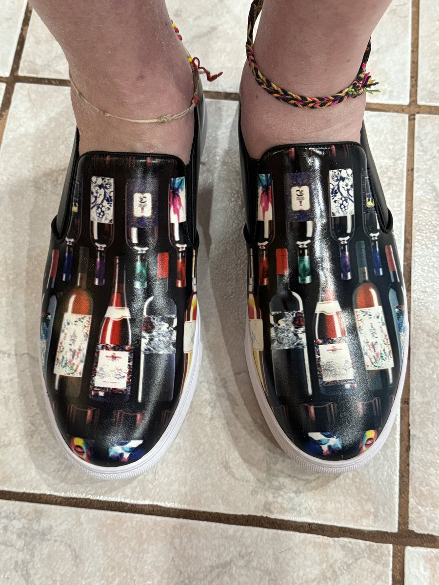 @wineworldnews @cheers2winecom @RandallGrahm @talkavino @SteveKubota @LizPalmer_Wine @kiwiandkoala @TheWineCruUK @RareWineGroup @WSETglobal I’ll wear my new #shoes to visit and taste