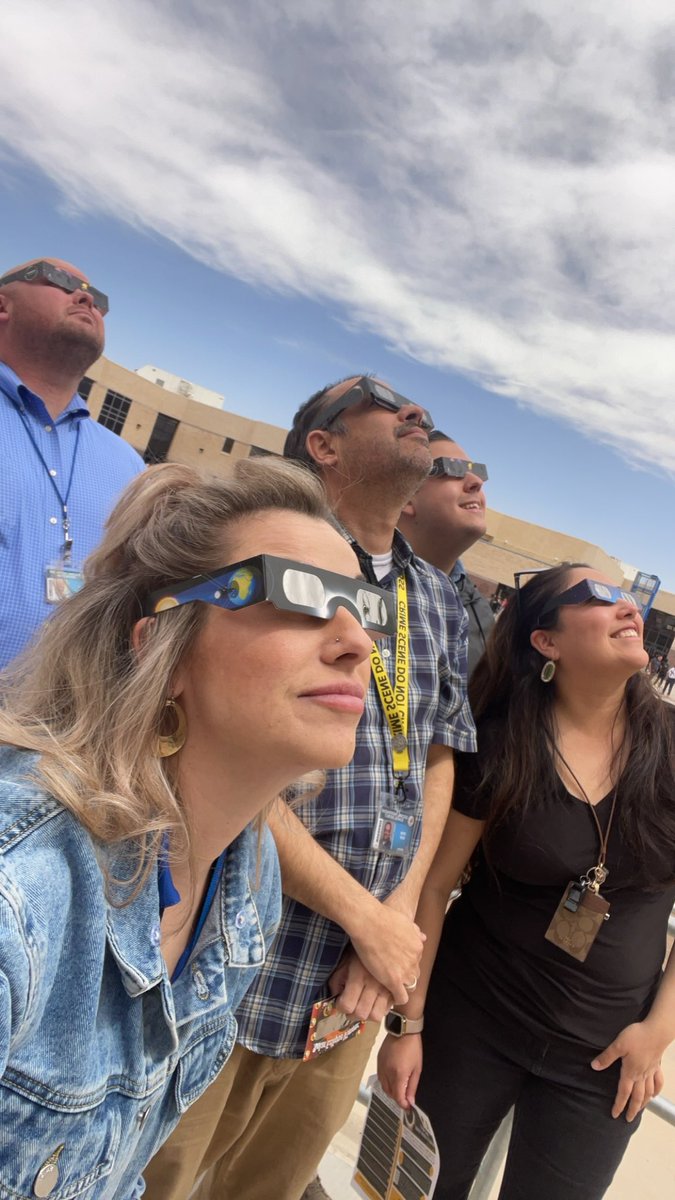 Science teachers in the wild ☀️ 🌙 🤓 #BlazerNation #Solareclipe2024 #BlazeUpAsUp