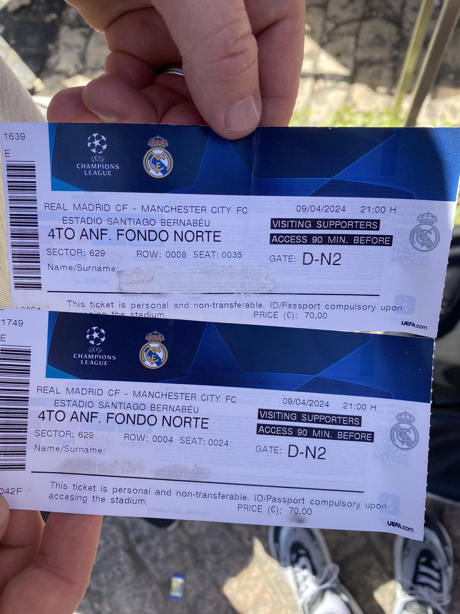 _Sween_'s tweet photo. @Ticketmancity 2 blank Madrid , meet in the square tv https://t.co/GO5WESpWMn