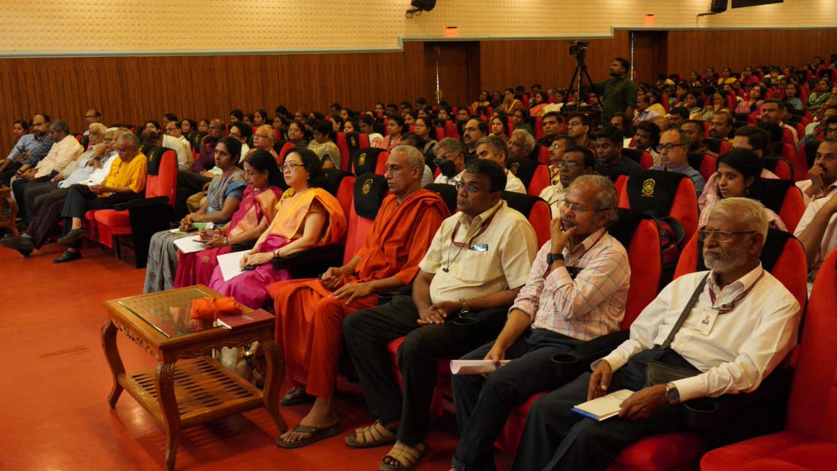 Amrita Research & Innovation Symposium for Excellence (ARISE) #symposium for faculty members held at our #Coimbatore campus on April 2-3, 2024. Dr. Onkar Nath Tiwari, @DBTIndia spoke as invited guest & delivered his #keynote online & attended to by 400+ #Amrita faculty & staff.