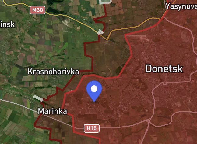 bayraktar_1love's tweet photo. /3. The hangar with Russian turtle-tank was targeted by Ukrainian forces based on geolocation provided by CyberBoroshno team. 
Photos which were used for the geolocation attached. 
https://t.co/JRZlqdYVhL https://t.co/p6eX336SBn