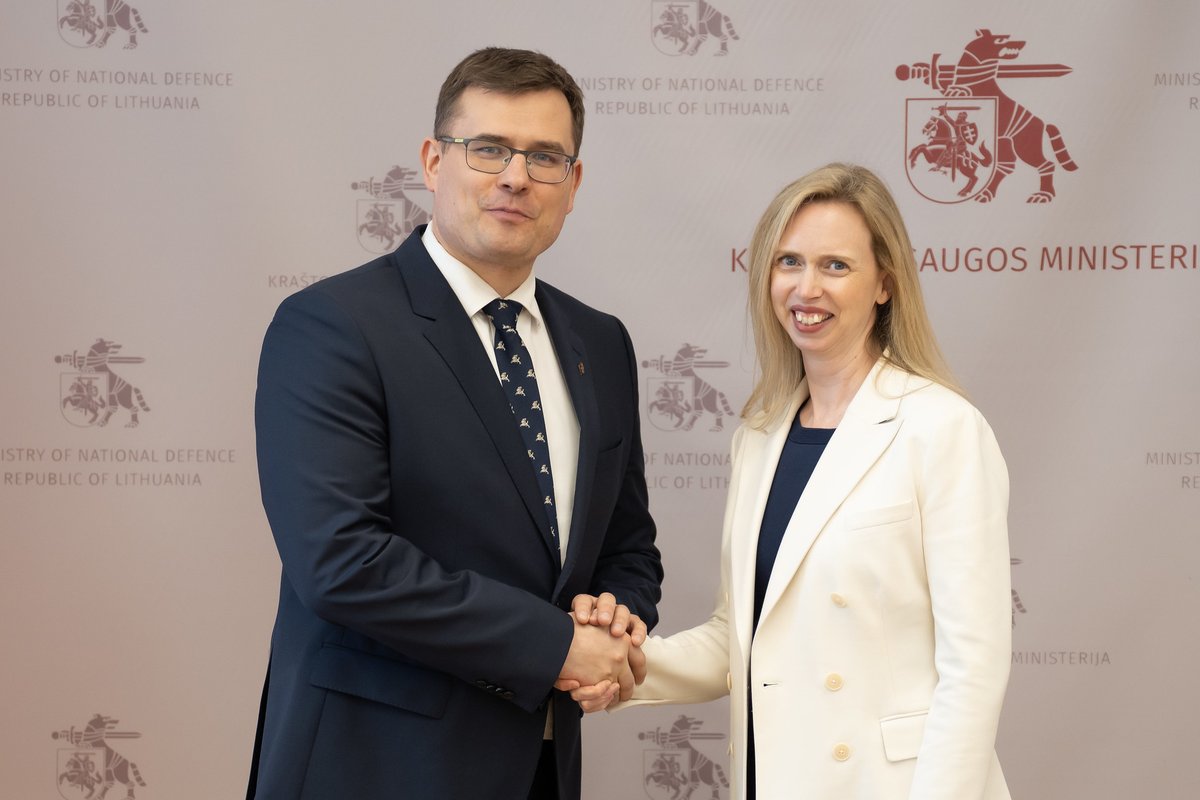 Ensuring the uninterrupted presence of US combat forces in Lithuania is my priority – I can assure that we will do our best to enhance our military infrastructure and provide top-notch host nation support, 🇱🇹DefMin @LKasciunas said today as he met with 🇺🇸Ambassador Kara McDonald.