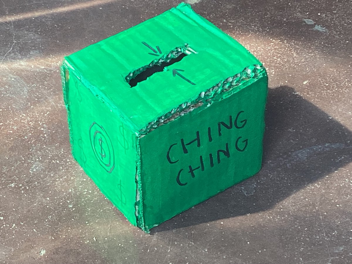 EvolveOnlineSA's tweet image. 🎨✨ Our Stage 08 Group 1 Cambridge students embarked on a creative journey, crafting 3D shapes and storage containers with practical uses in mind! 📦💡Let&apos;s take a closer look at their amazing creations:🌟 #CreativeMinds #PracticalArt #Stage08Innovators 🎨✨