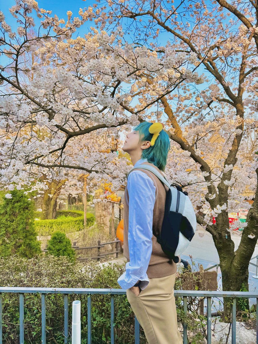 TooManyColorTMC's tweet photo. [#TMC_원식]

오늘은 시쿠데이
4월9일🌸
오늘은 맛있는 야식먹을거야!
야식추천 해줄사람✋️

#원식 #WONSIK #ウォンシク
#TMC #티엠씨 #ティエムシ https://t.co/RVtDQwl8gs
