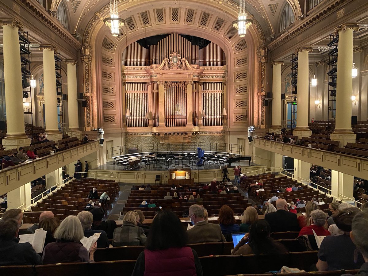 On my way to T5 for the final stint in residence ⁦@Yale⁩ ⁦@yalemusic⁩ ⁦@yaleism⁩ with my beloved ⁦@YaleSchola⁩ in #Bach’s Mass in b ⁦@JuilliardSchool⁩ also celebrating 50th anniversary of #ISM. I’ve so much thanks to them all for 11 fab years. 🙏