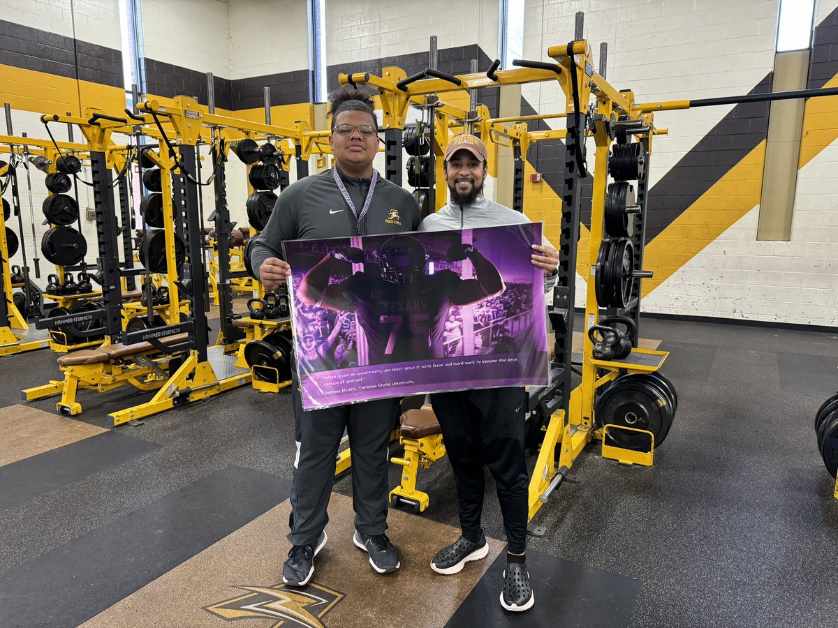 Appreciate this gift from <a href="/Antonioheath75/">Antonio heath</a> Keep leaving your legacy bro!! #HardWorkPaysOff #HonorTheArc ⚡️💪🏽