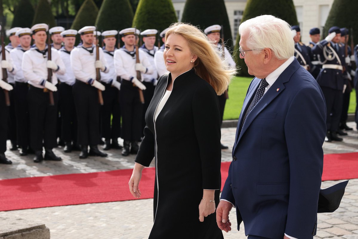 My first farewell visit starts in #Germany🇩🇪 today. Thank you Federal President #FrankWalterSteinmeier for your valuable friendship and support for our shared democratic values. I am grateful for our collaboration in strengthening #Slovakia-Germany ties. Democracies across the