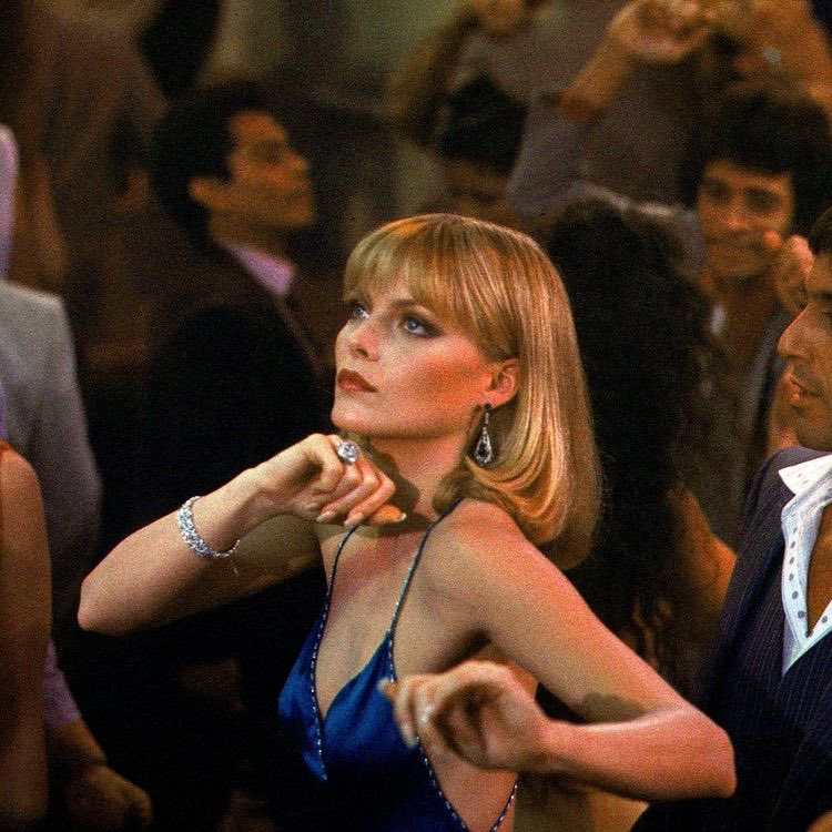 TheCinesthetic's tweet photo. Michelle Pfeiffer in Scarface, 1983 https://t.co/u8pS5sJzOF